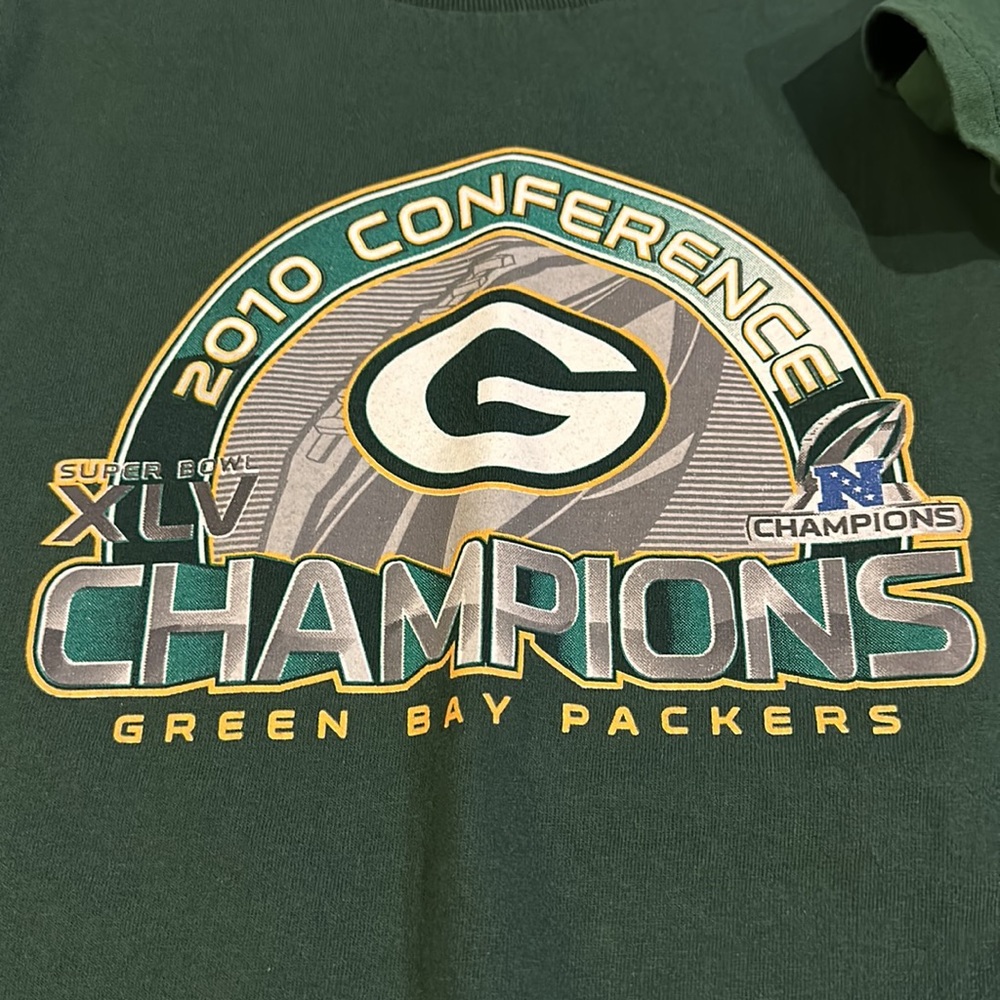 2 Packers Tees - Picture 4 of 7